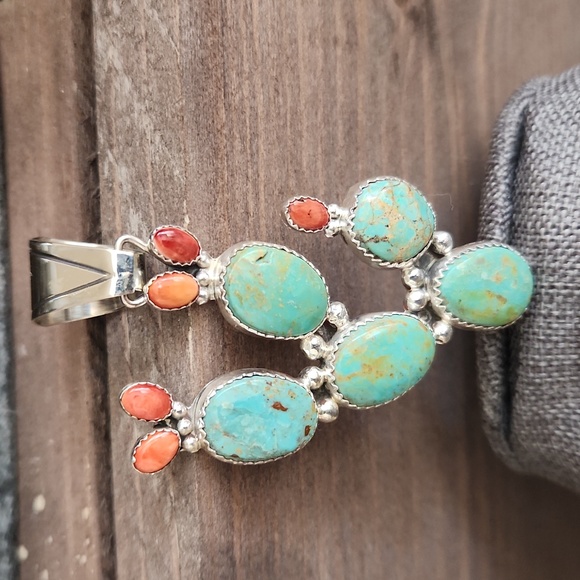 Gorgeous NWOT Native American Navajo Handmade Turquoise Cactus Pendant  🩵🌵💚🎁 - Picture 11 of 12